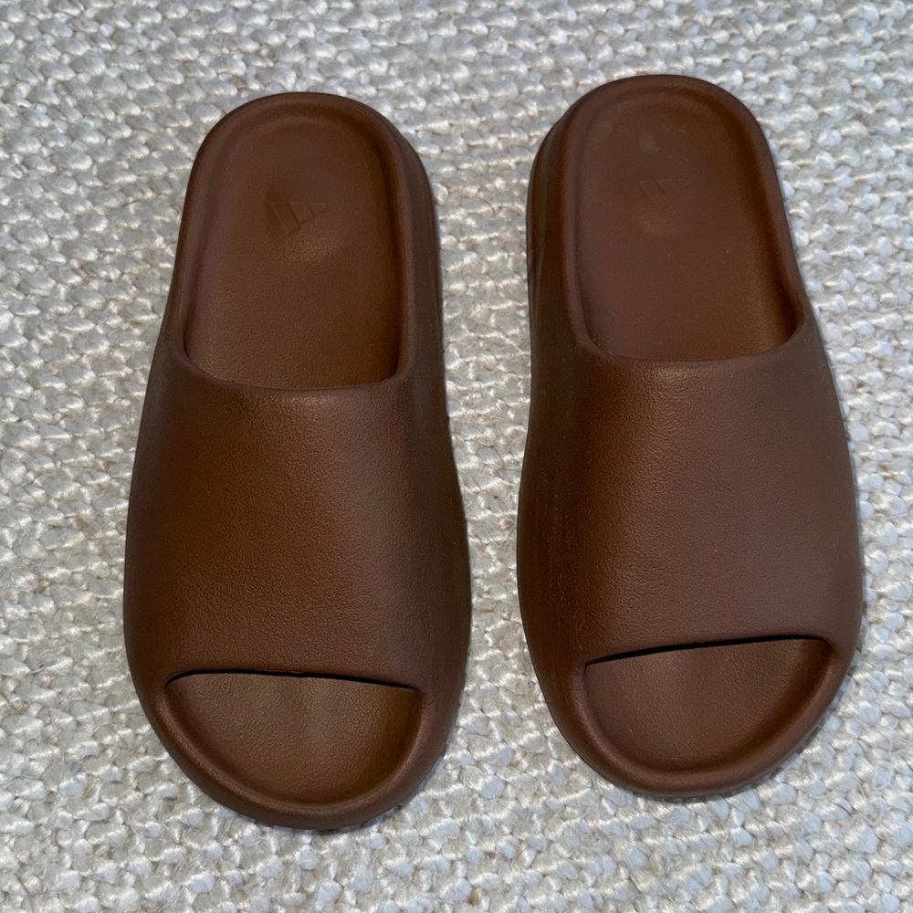 Yeezy Slides